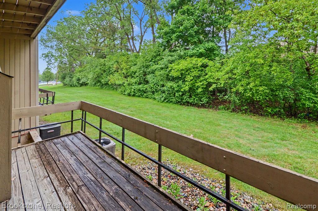7440 Azalea Court, West Bloomfield, MI — Photo 22