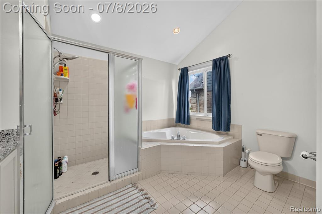 48166 Ellington Drive, Macomb, MI 48044 — Photo 24