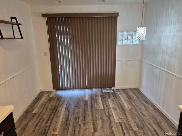 8401 18 Mile Rd #111 Road, Sterling Heights, MI 48313 — Photo 12