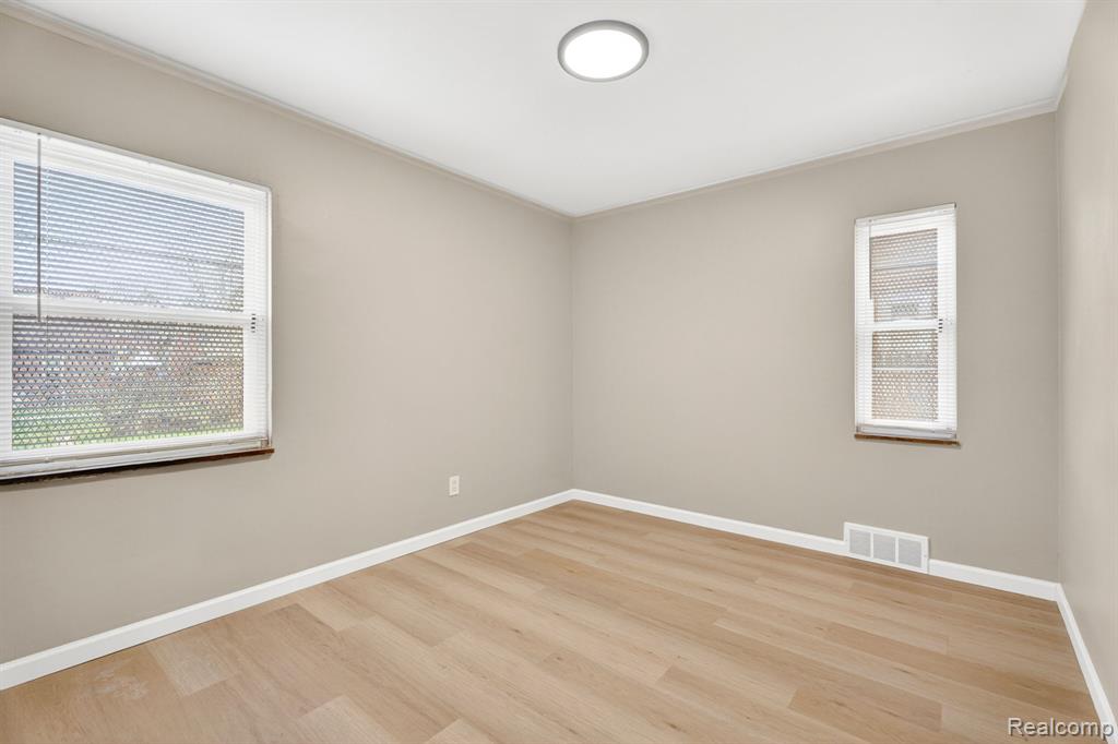 17197 Rutherford Street, Detroit, MI 48235 — Photo 12