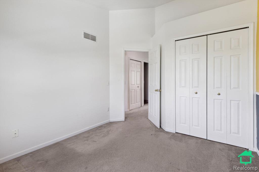 7458 Knollwood Drive, Ypsilanti, MI 48197 — Photo 20