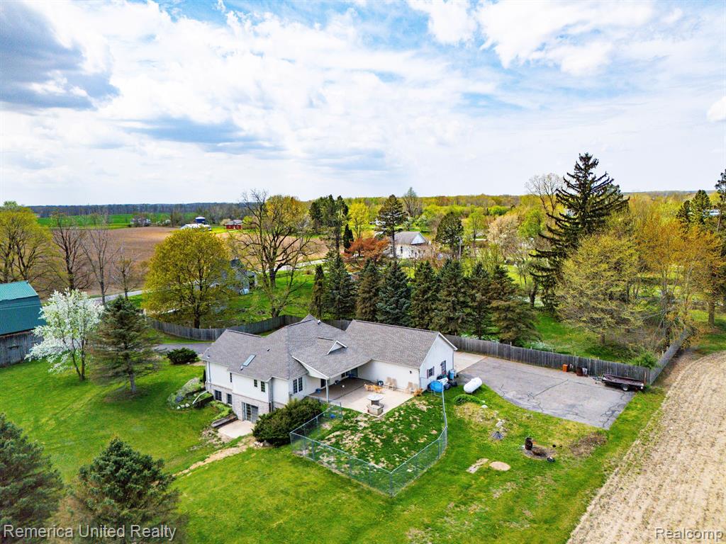 5069 BELL OAK Road, Webberville, MI 48892 — Photo 34