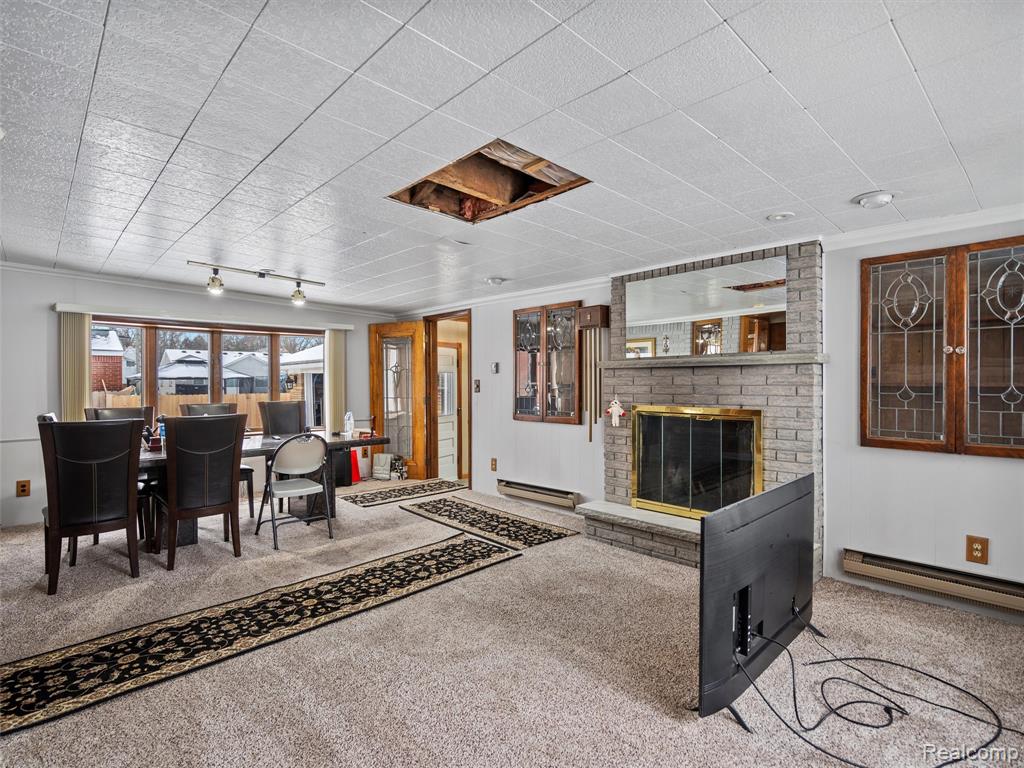 44833 MADDELEIN Street, Clinton Twp, MI 48036 — Photo 12