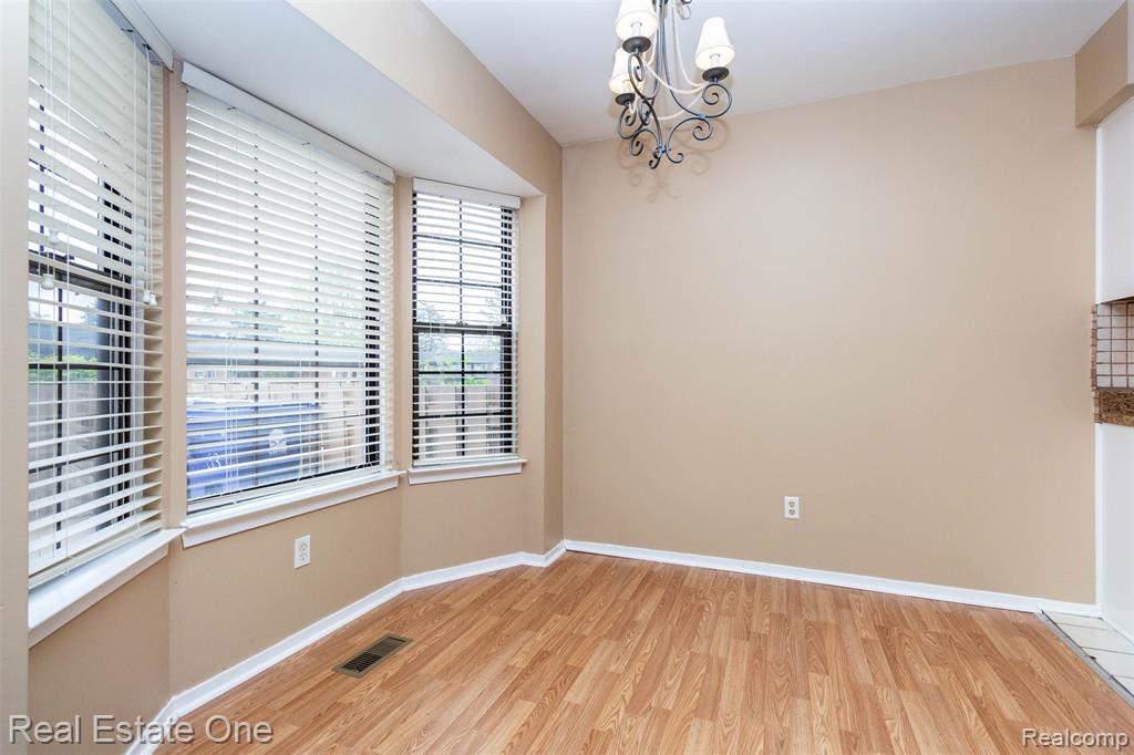 1891 Vine Way Drive, 33, Canton, MI 48188 — Photo 14