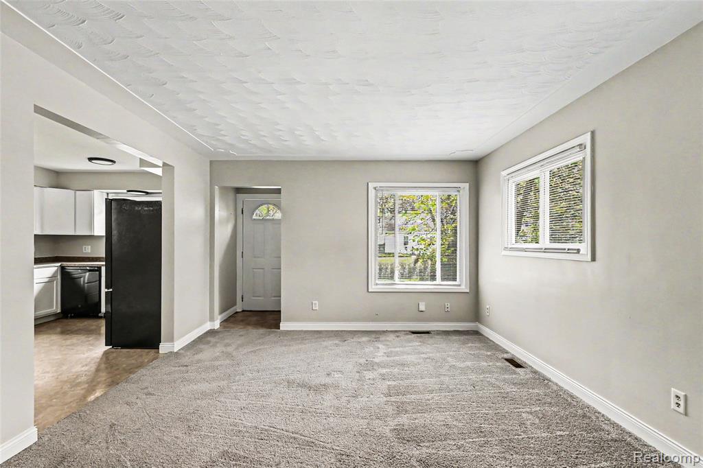 502 Carrier Street, Lansing, MI 48906 — Photo 3