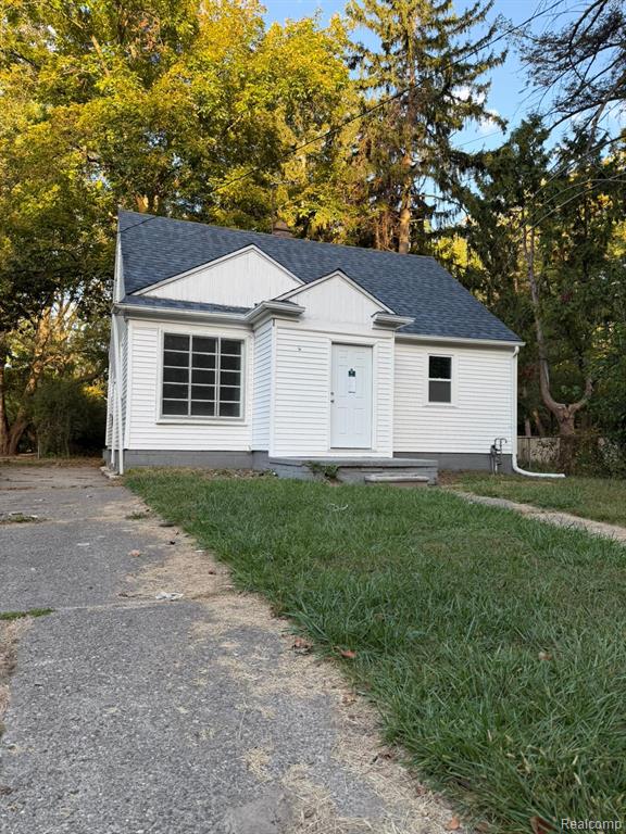 19309 Lenore, Detroit, MI 48219 — Photo 2
