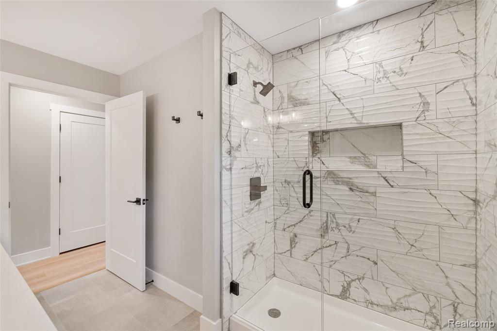 7598 Lake Park Avenue, Ira, MI — Photo 44