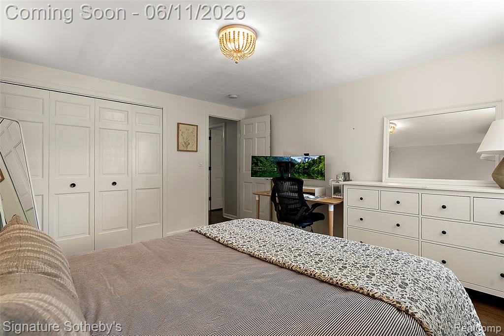 5748 Cherry Crest Drive, West Bloomfield, MI — Photo 29