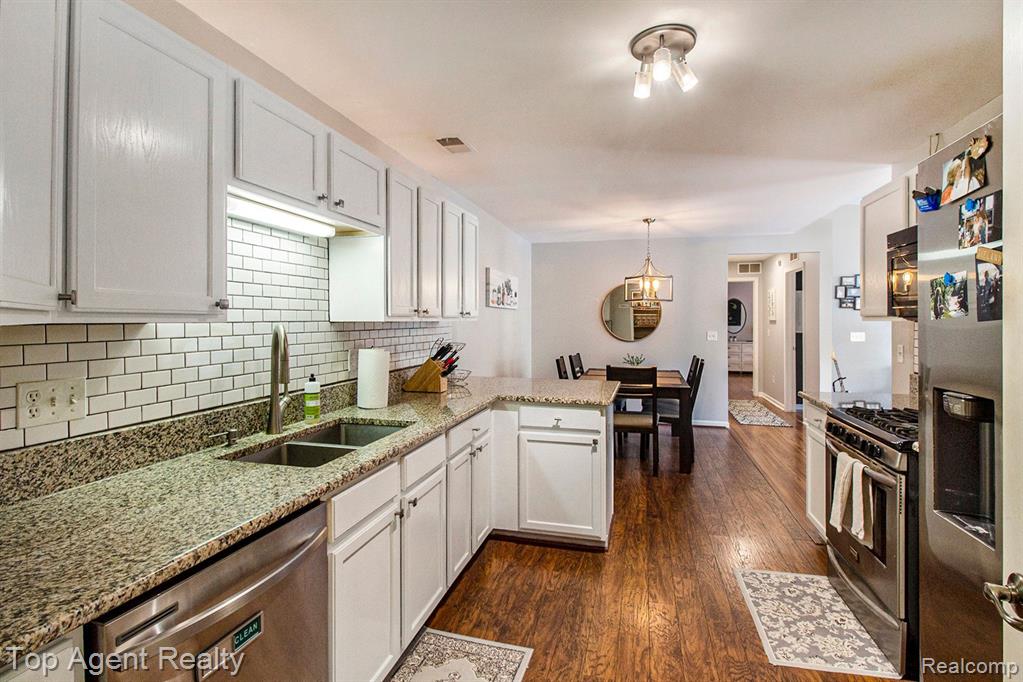 3336 KNEELAND Circle, Howell, MI 48843 — Photo 12
