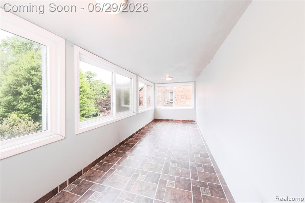 622 Sunningdale Drive, Grosse Pointe, MI 48236 — Photo 17