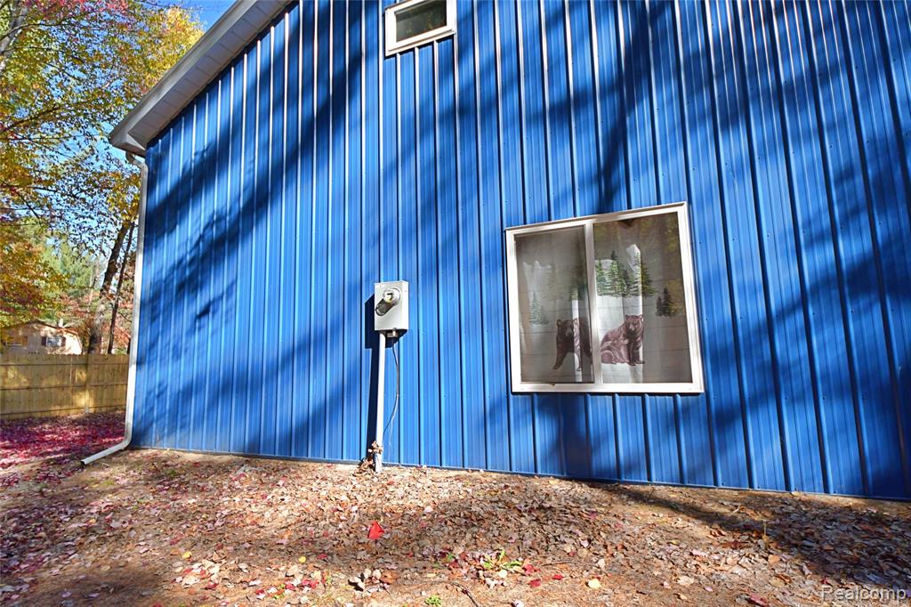 7877 Oak Road, St. Helen, MI 48656 — Photo 18
