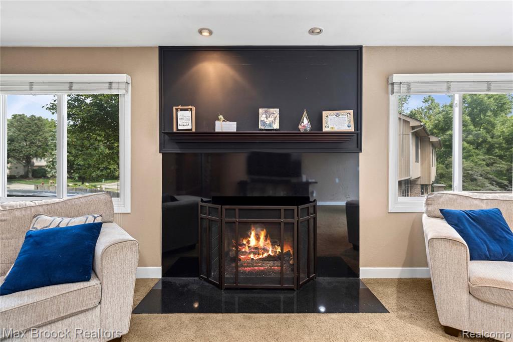 6067 Charles Drive, West Bloomfield, MI — Photo 24