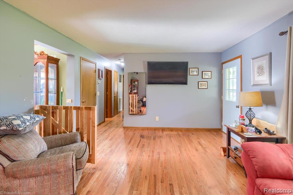 6570 Hunters Creek Road, Imlay City, MI 48444 — Photo 7