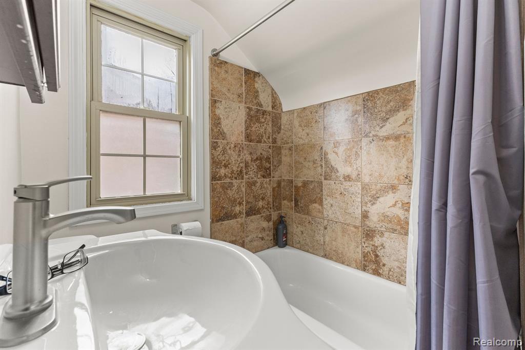 941 N MILDRED Street, Dearborn, MI 48128 — Photo 25