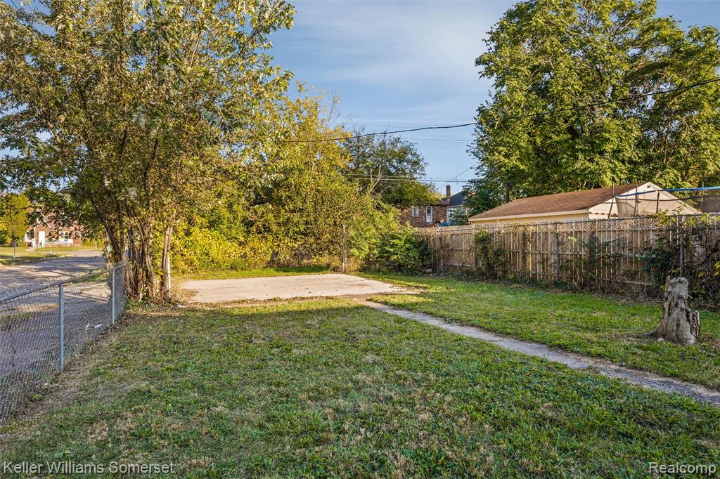 9204 Wayburn Street, Detroit, MI 48224 — Photo 26