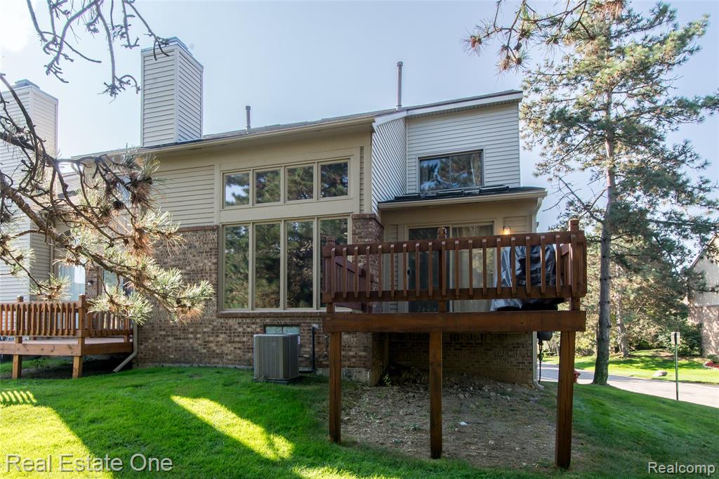 4161 Breckenridge Drive, West Bloomfield, MI — Photo 3