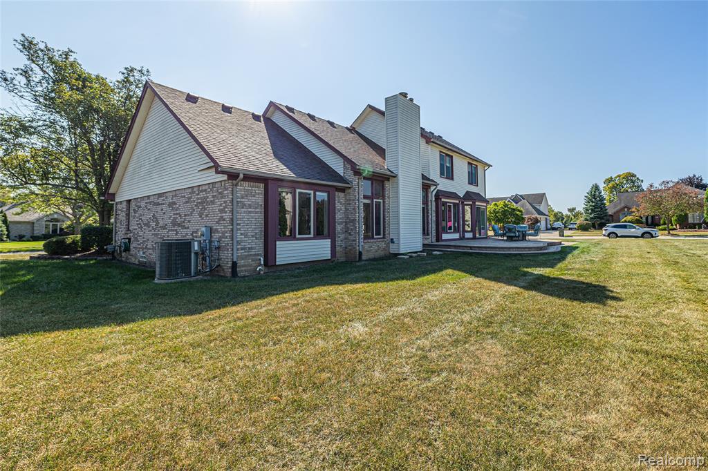 43505 Austin Drive, Sterling Heights, MI 48314 — Photo 41