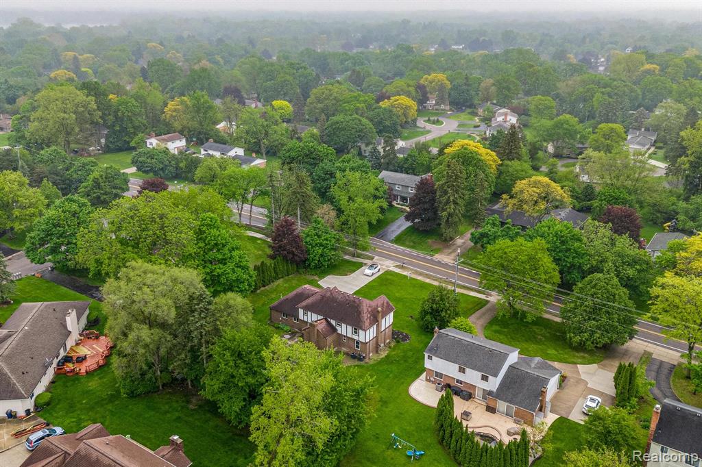 4766 Quarton Road, Bloomfield Hills, MI 48302 — Photo 42