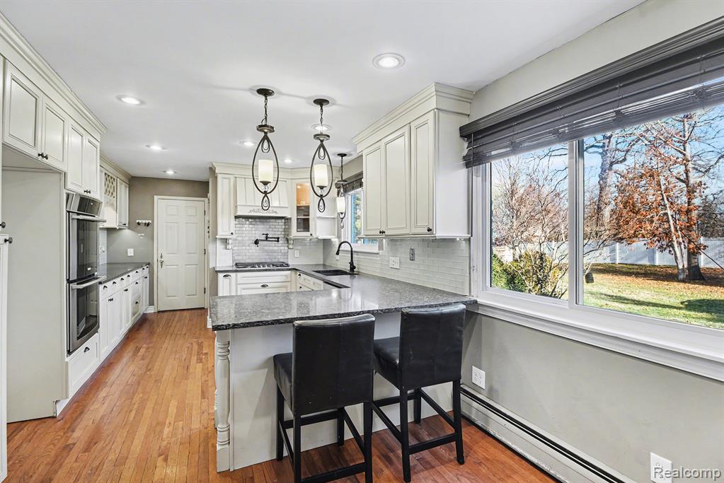 26031 Hidden Lane, Grosse Ile, MI 48138 — Photo 10