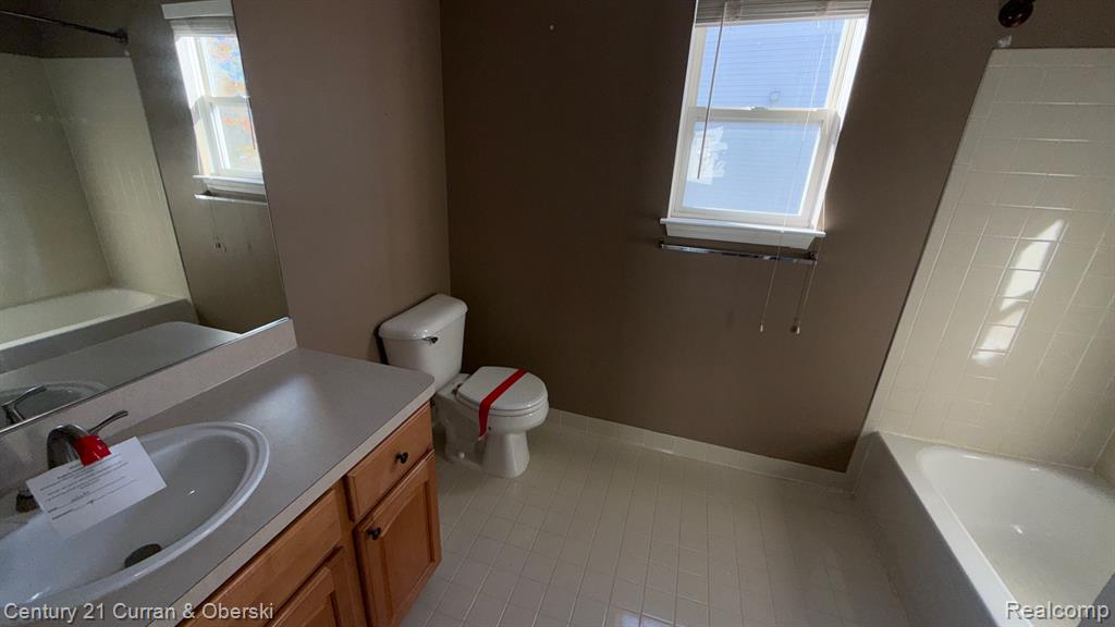 714 Autumn Ridge Drive, Westland, MI — Photo 29