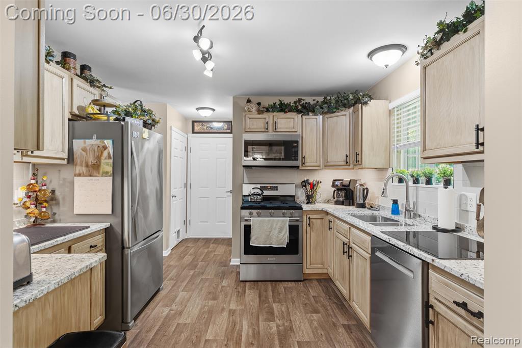 7223 Windbury Lane, Flint, MI 48507 — Photo 13