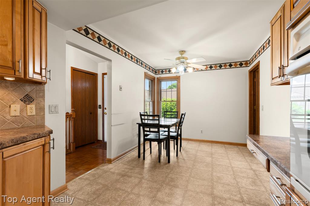 42618 Cassin Way, Clinton Twp, MI 48038 — Photo 11