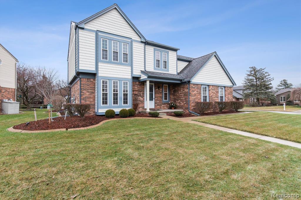 45303 CLAYMORE Drive, Canton, MI 48187 — Photo 2