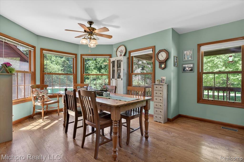 670 Green Creek Lane, Oxford, MI 48371 — Photo 14
