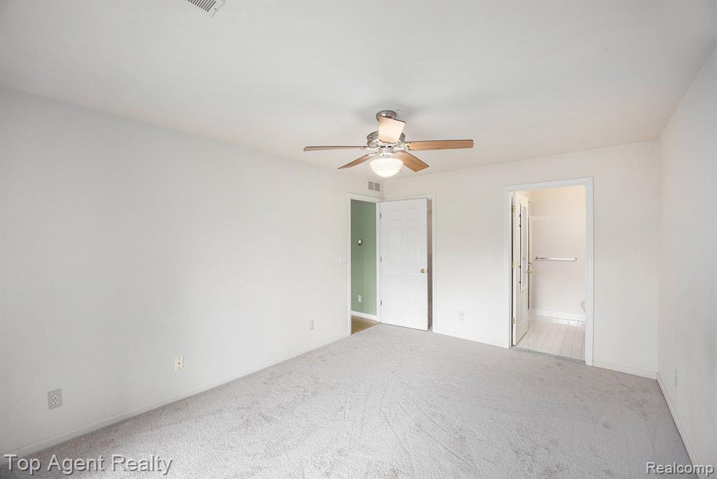 56284 TROON N, Shelby Twp, MI 48316 — Photo 16