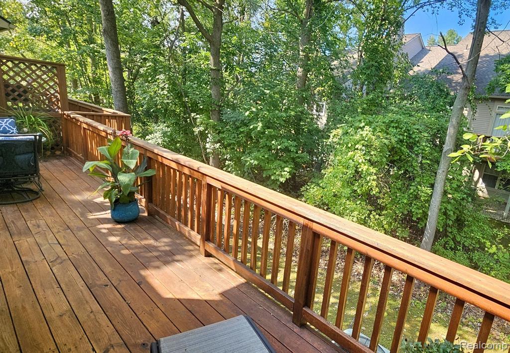 41778 WEBSTER Court, Novi, MI 48377 — Photo 27
