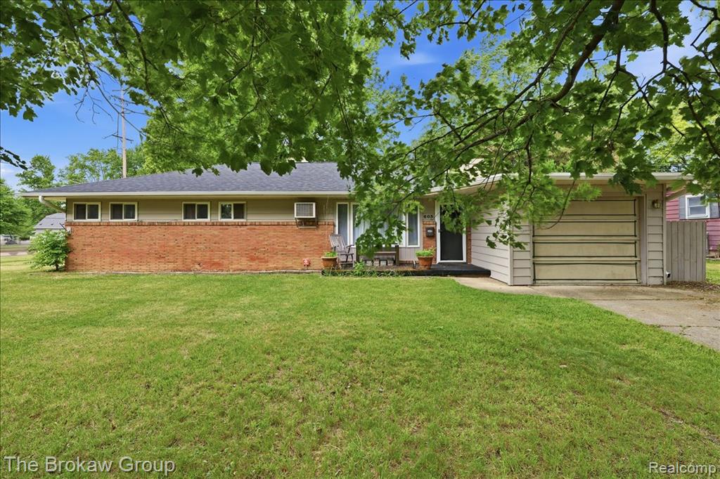 603 E Chelsea Circle, Davison, MI 48423 — Photo 3