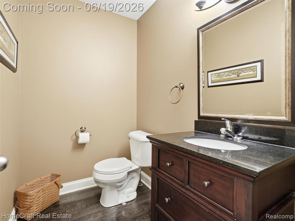 8829 WOODBERRY Road, Plymouth, MI 48170 — Photo 15