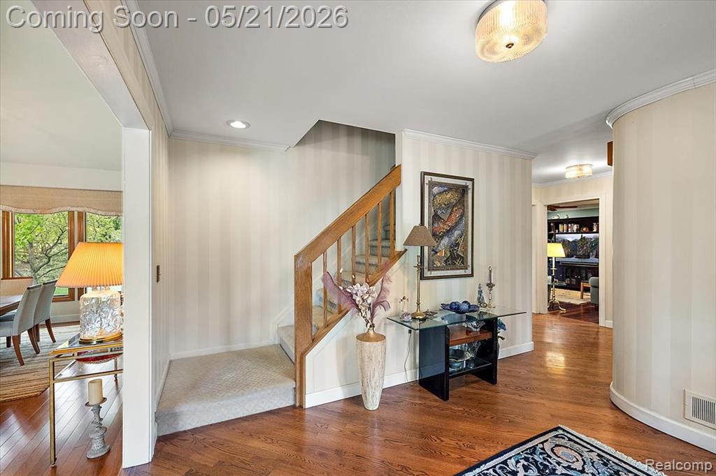 33891 Yorkridge Street, Farmington, MI 48331 — Photo 25