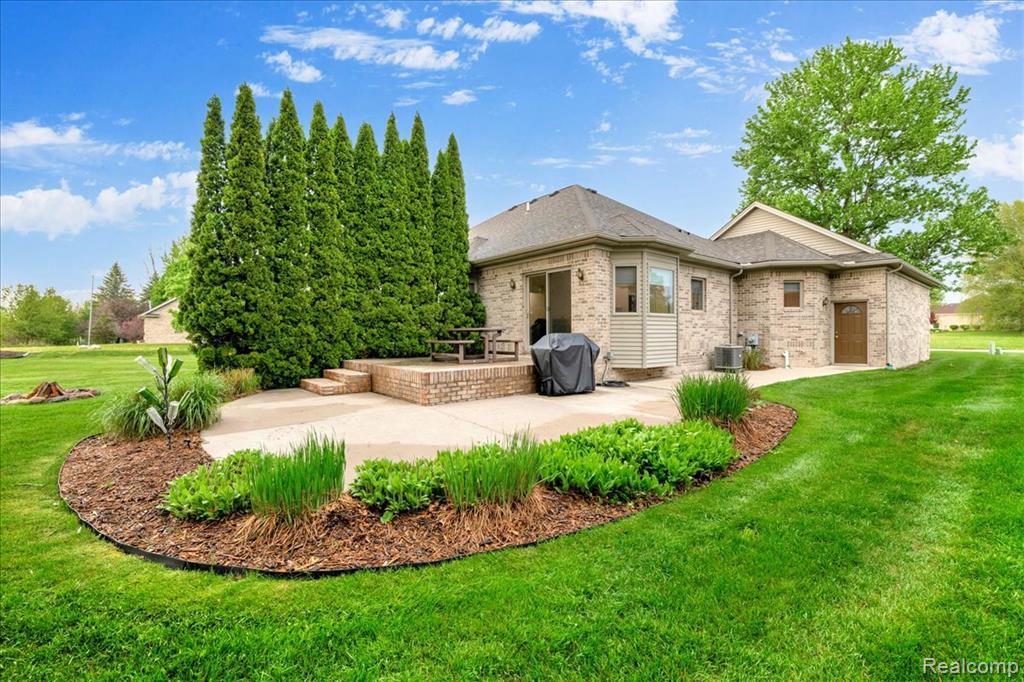 2376 Joseph Tamron Drive W, St. Clair, MI 48079 — Photo 41
