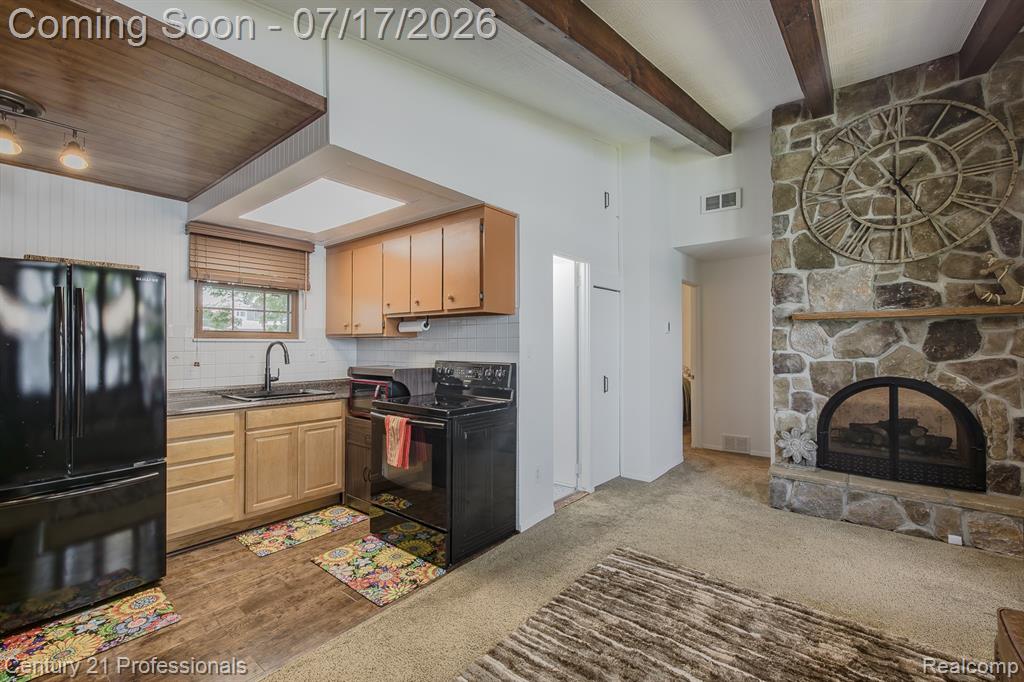 420 Bellevue Avenue, Lake Orion, MI 48362 — Photo 40