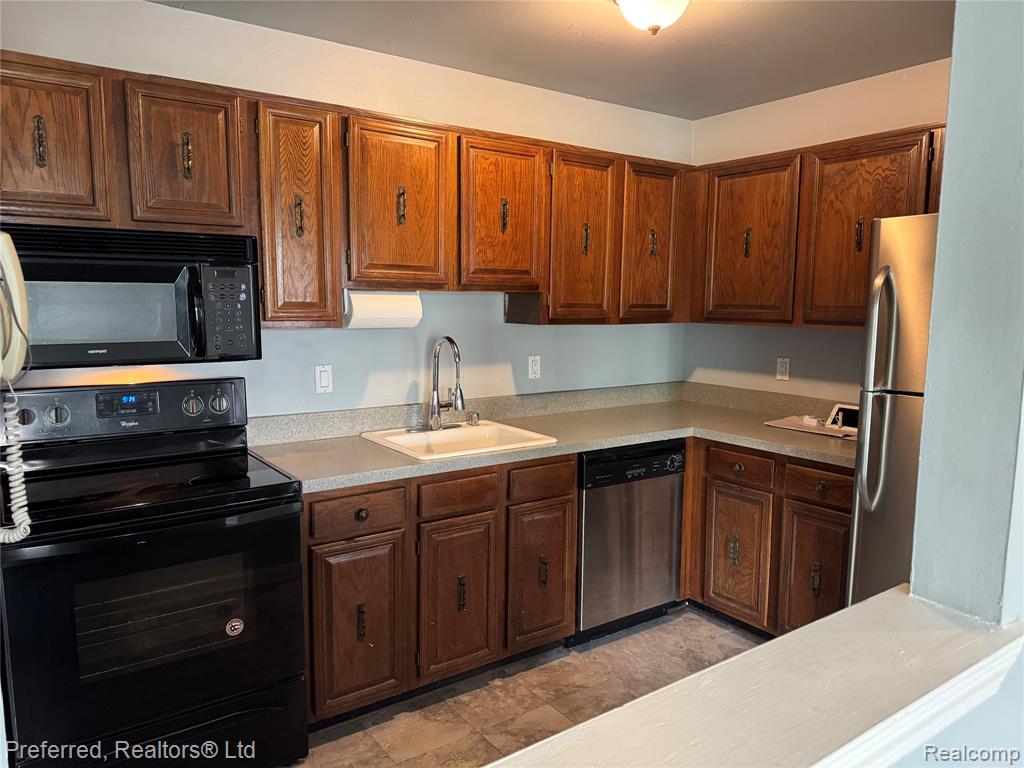 706 Sunset Lane, 63, Saint Clair Shores, MI 48082 — Photo 7