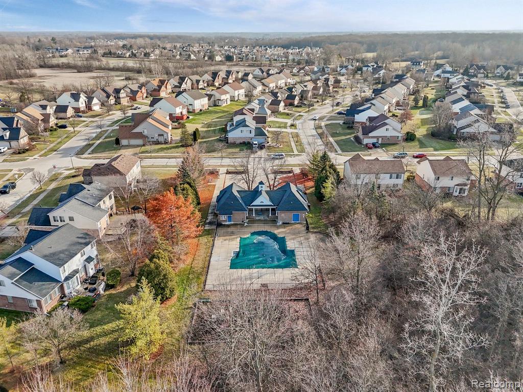 8886 Stonebridge Court, Van Buren, MI 48111 — Photo 35