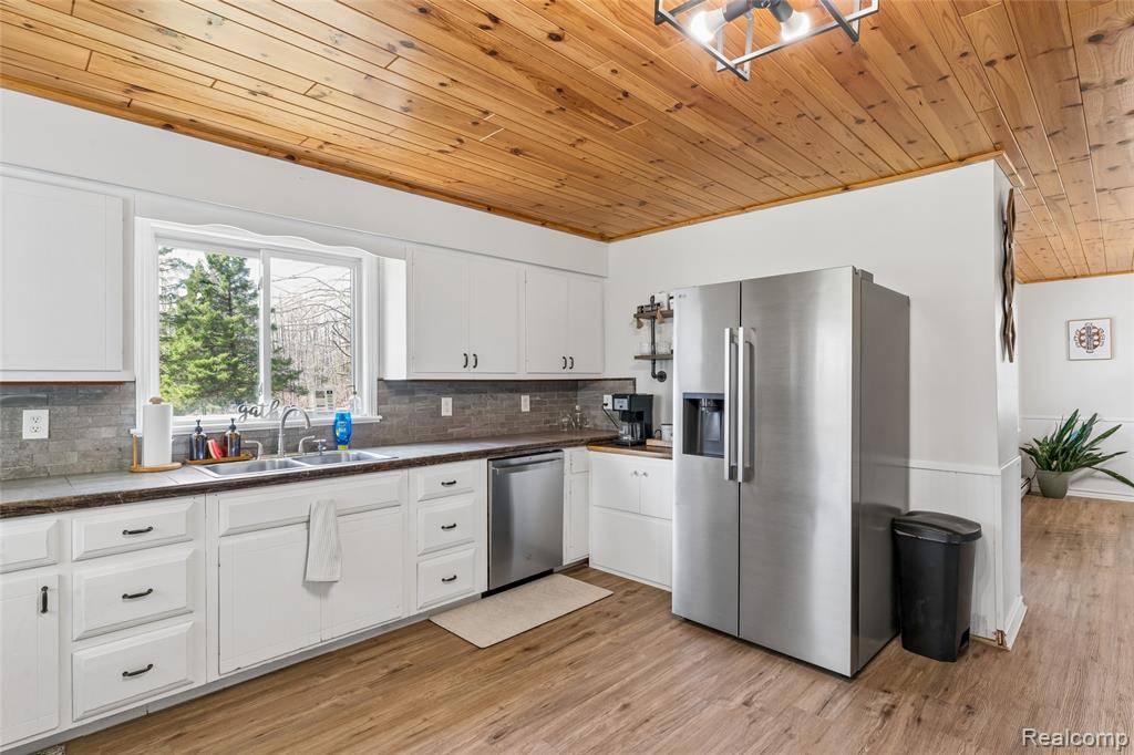 1064 W Helmer Lake Road, Mio, MI 48647 — Photo 11