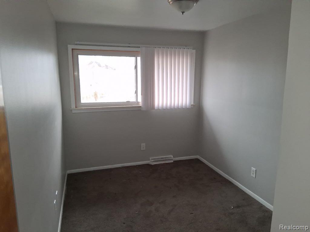 8791 E Outer Drive, Detroit, MI 48213 — Photo 13