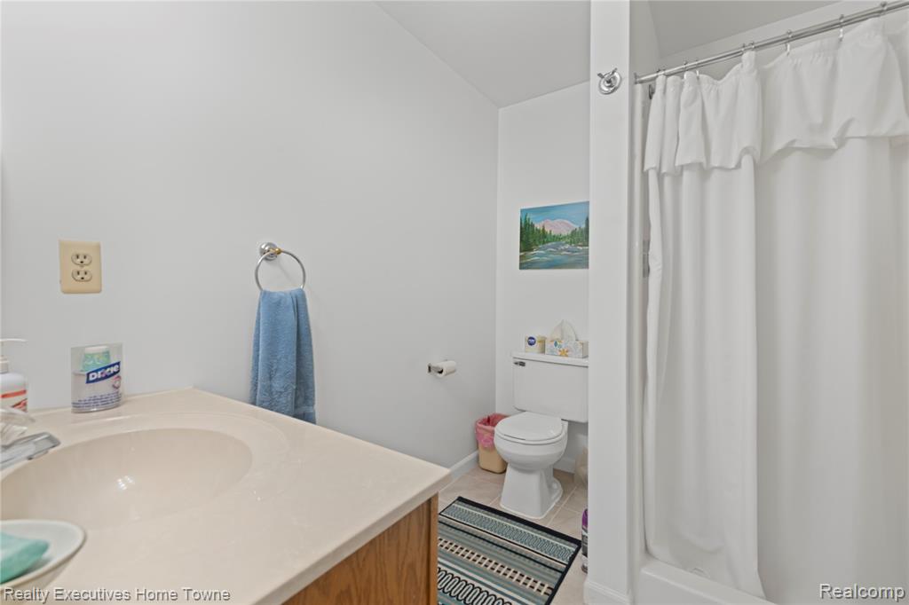 1070 Highland Drive, St. Clair, MI 48079 — Photo 24