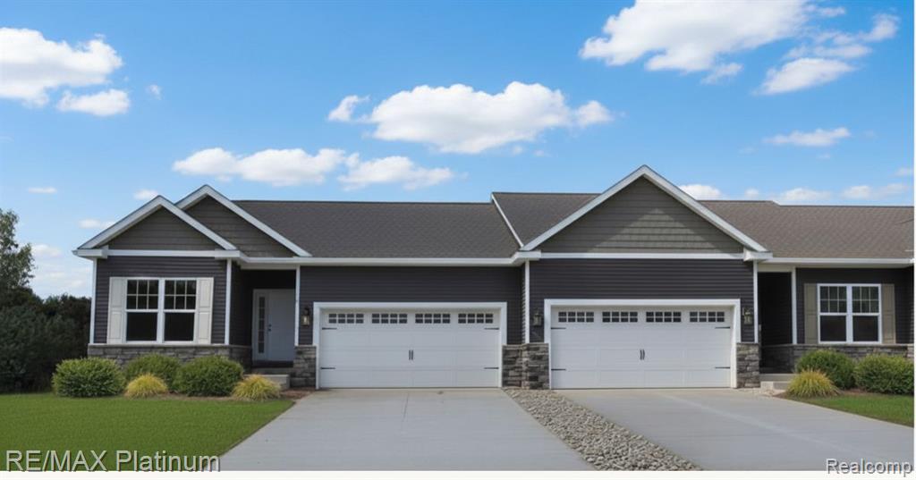 873 Oakwood Circle, 28, Fenton, MI 48430 — front exterior