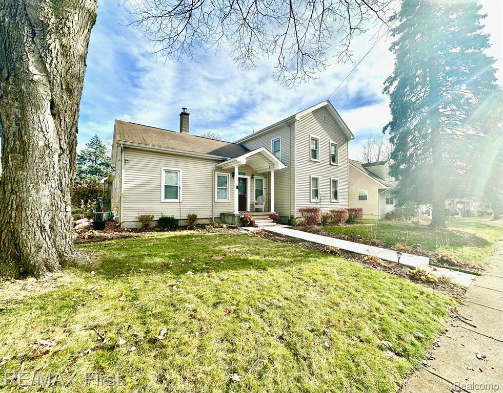 301 BRISTOL Street S, Almont, MI 48003 — Photo 2