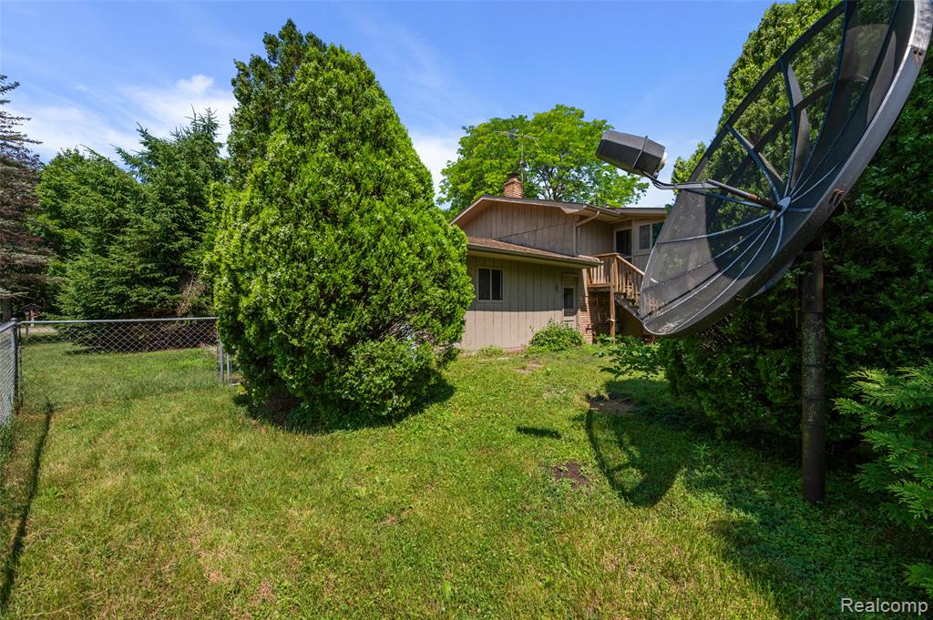 7427 Emerson, Washington, MI — Photo 10
