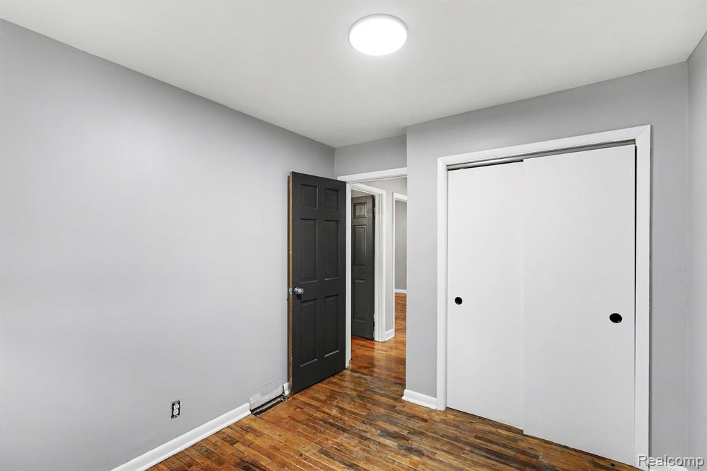 1260 Gilbert Street, Flint, MI 48532 — Photo 23