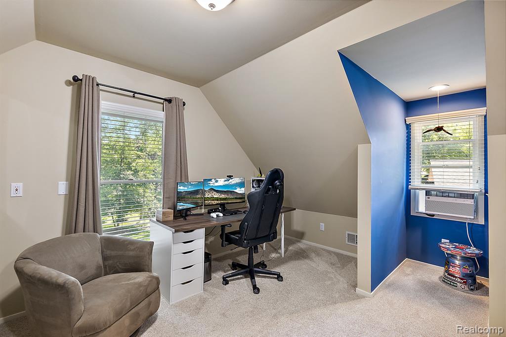 733 LONGFORD Drive, Rochester Hills, MI 48309 — Photo 59