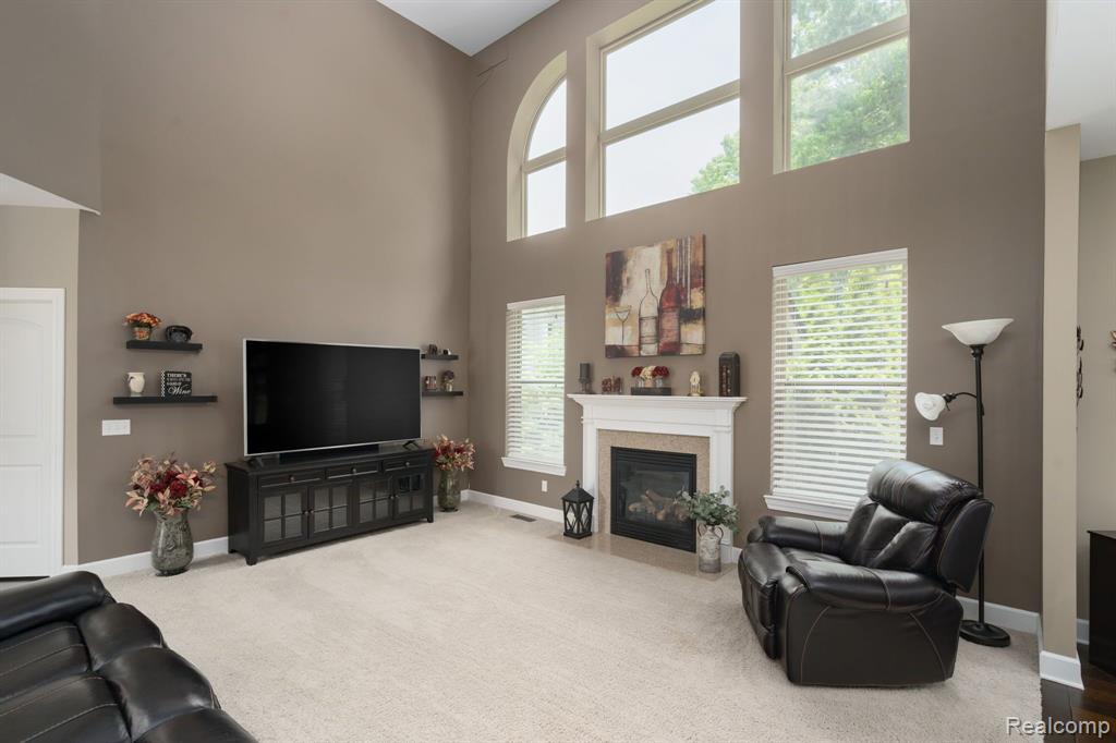 5657 GOLF POINTE Drive, Clarkston, MI 48348 — Photo 6