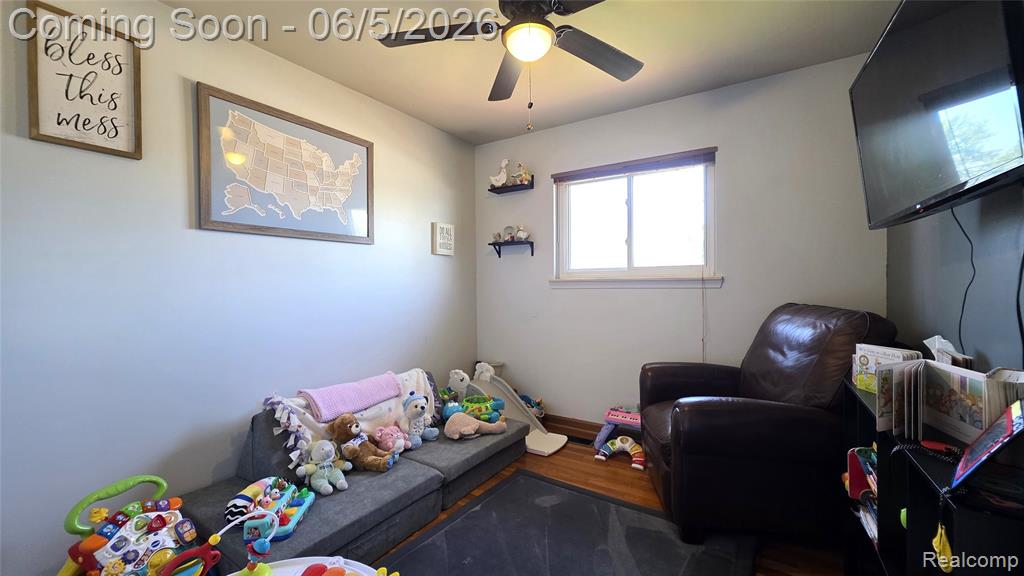 16017 Chestnut Street, Roseville, MI 48066 — Photo 23