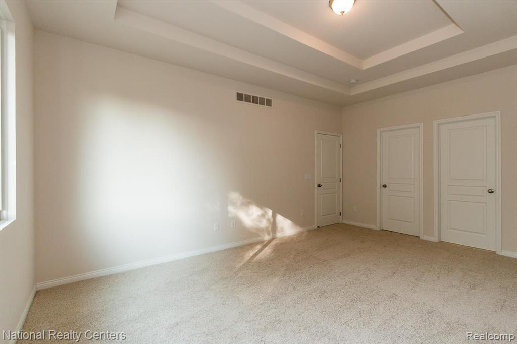 53213 Woodland, Chesterfield, MI 48047 — Photo 10