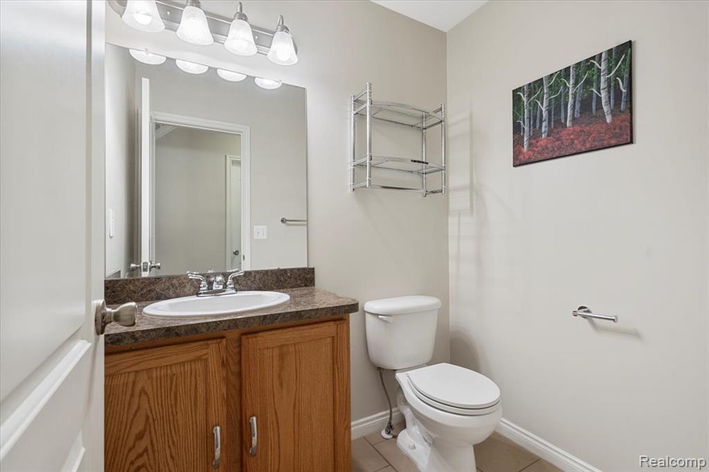 17452 Ava Court, New Boston, MI 48164 — Photo 11