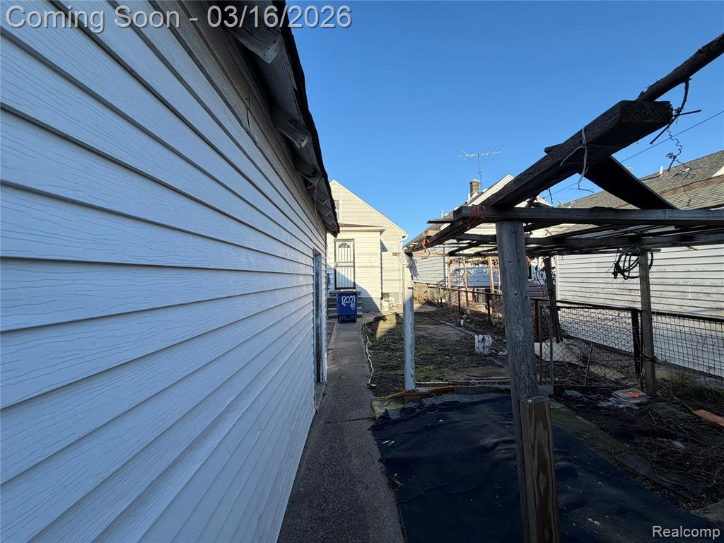 12091 Sobieski Street, Hamtramck, MI 48212 — Photo 7